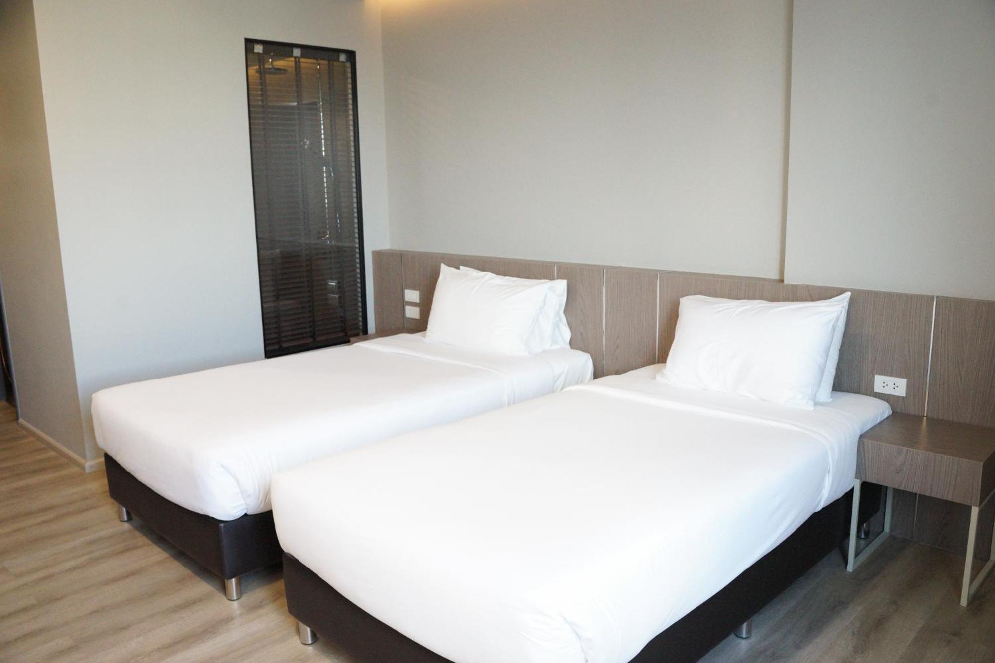 The Rise Suites Hotel, Chiang Mai - Sha Extra Plus Екстер'єр фото