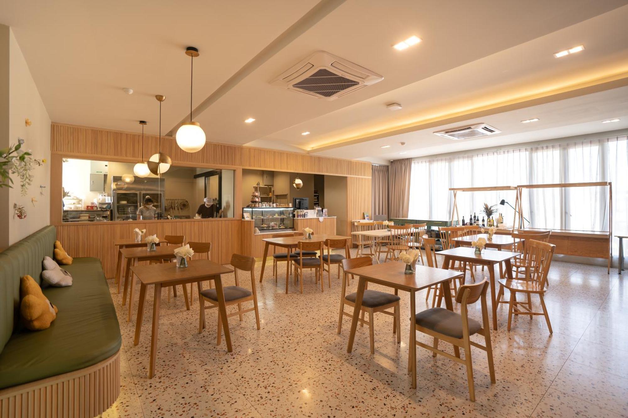 The Rise Suites Hotel, Chiang Mai - Sha Extra Plus Екстер'єр фото
