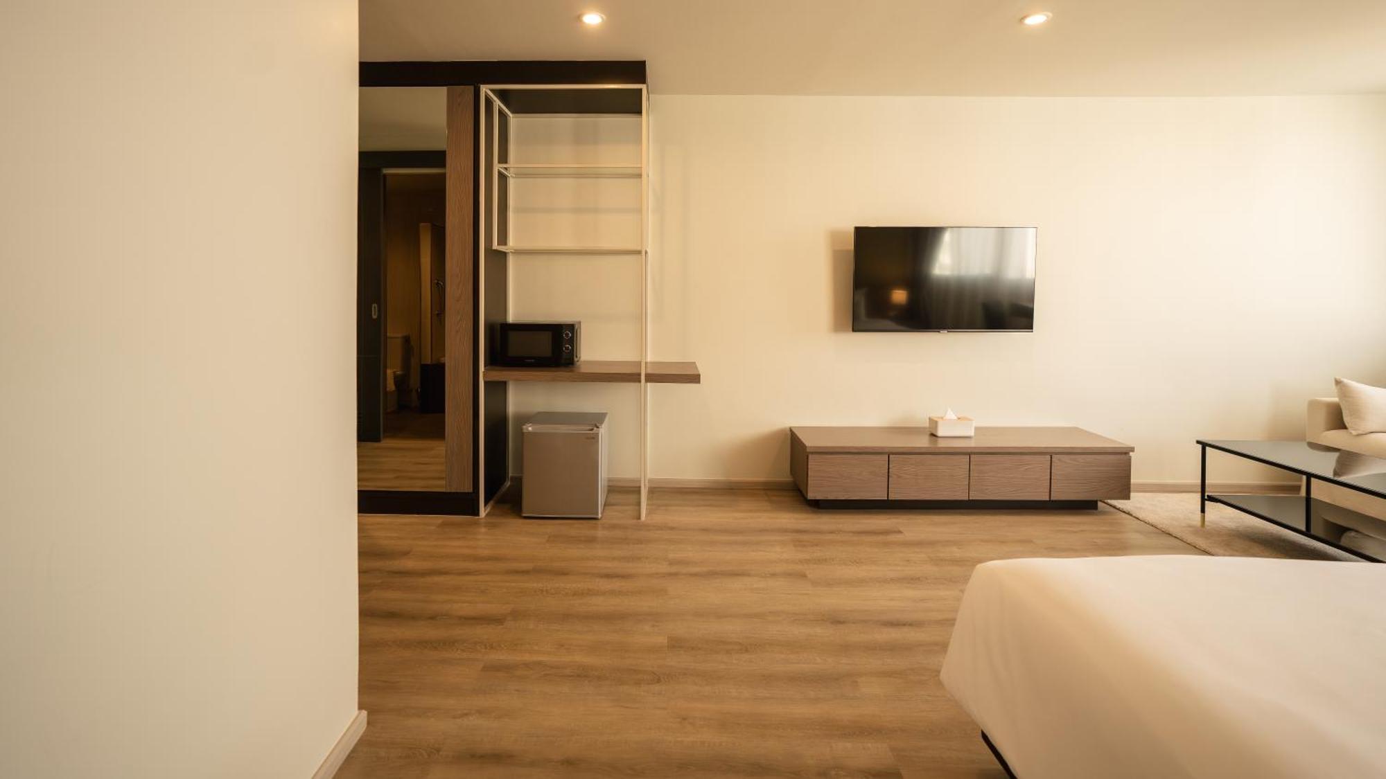 The Rise Suites Hotel, Chiang Mai - Sha Extra Plus Екстер'єр фото