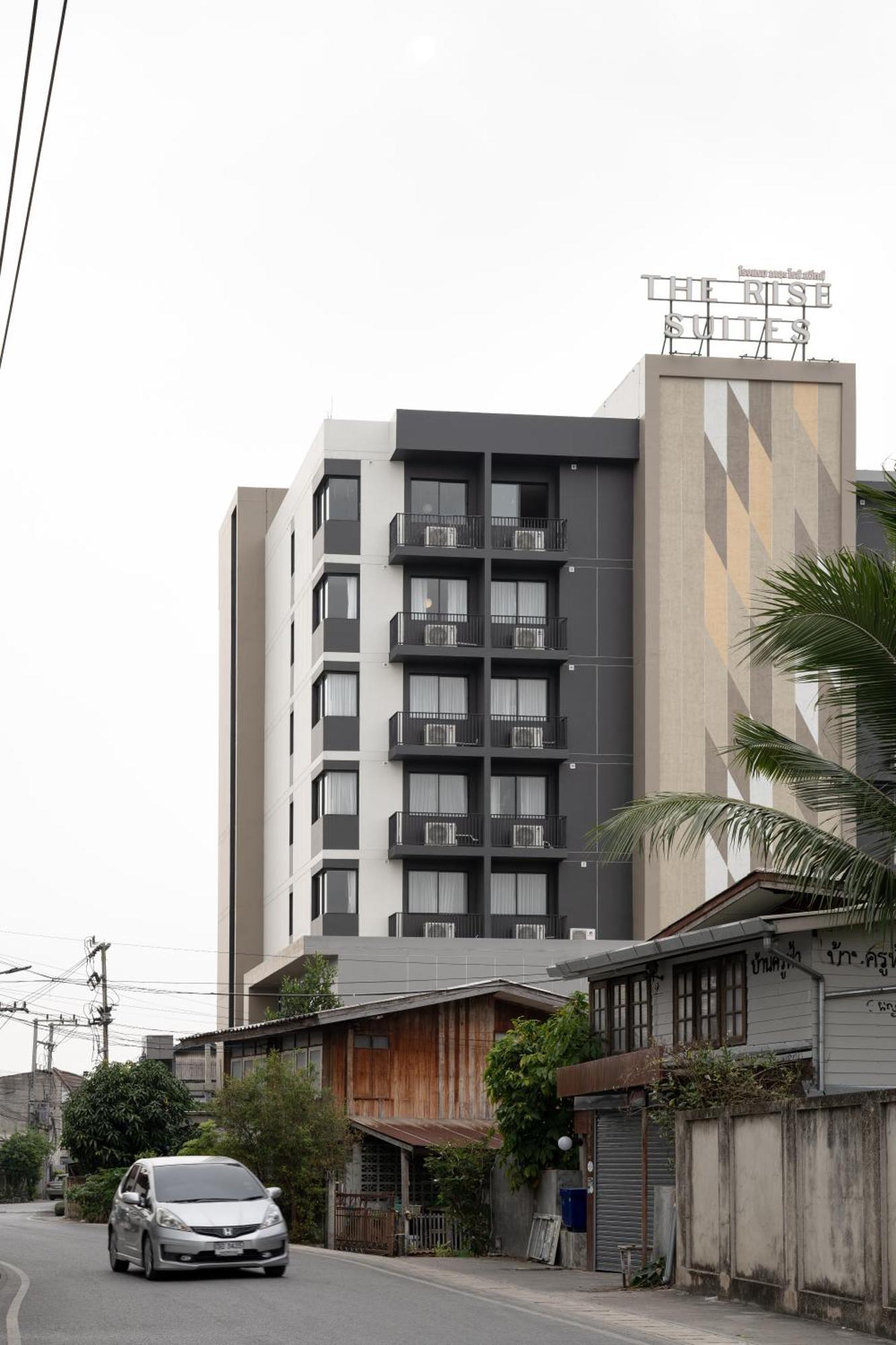 The Rise Suites Hotel, Chiang Mai - Sha Extra Plus Екстер'єр фото